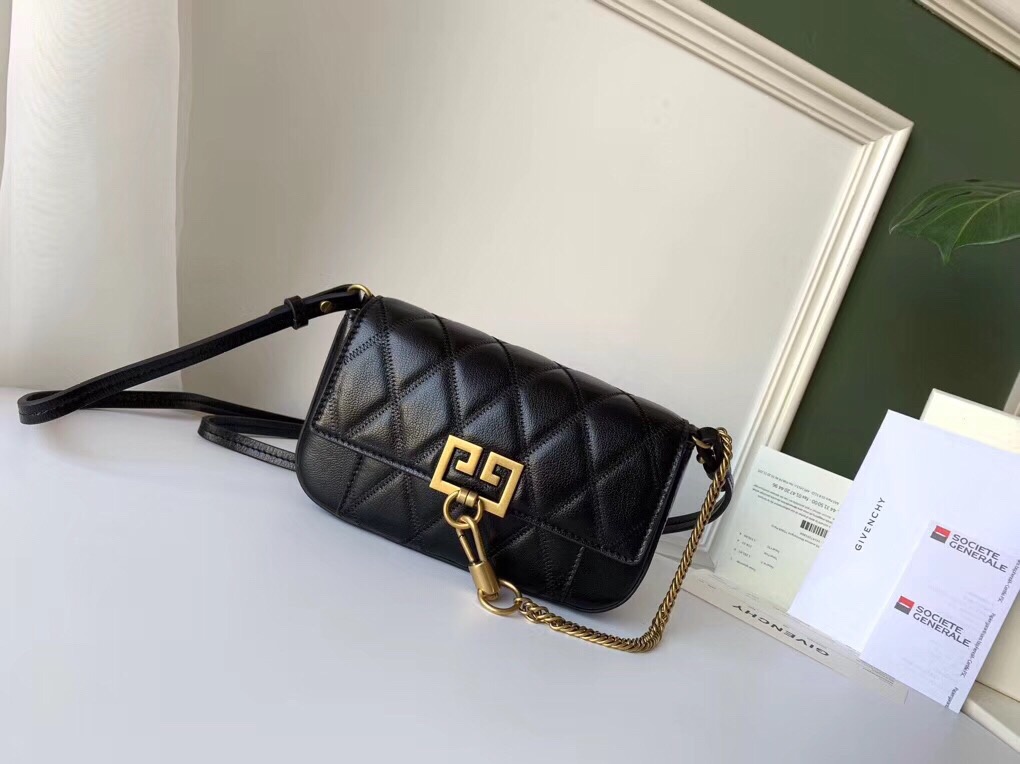 지방시 GV 포켓백 18