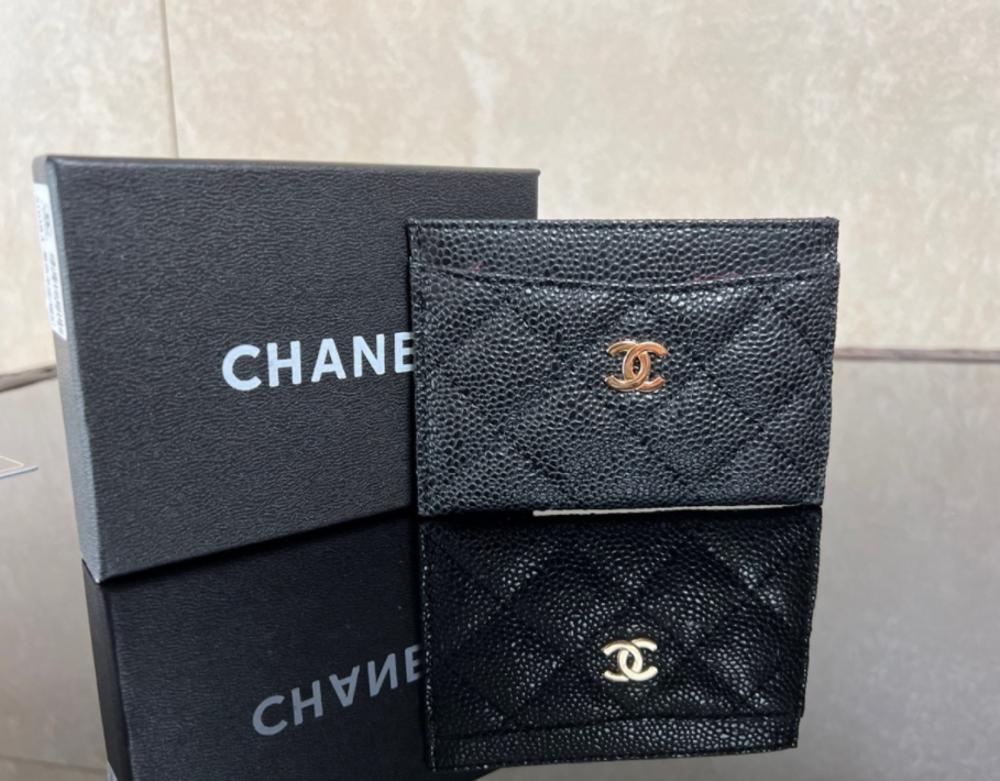 샤넬 19 램스킨 카드지갑
