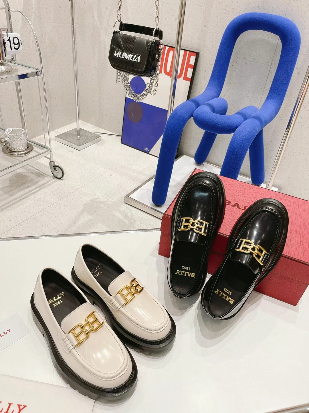 22ss 발리 소가죽 러플 슈즈 2종 여성용 0131