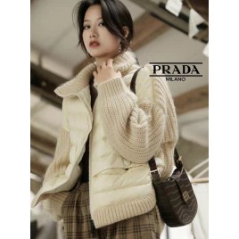 프라다 니트패딩