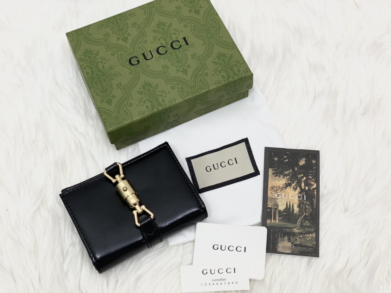 구찌 재키 1961 지갑 (블랙)