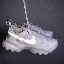 나이키 TC7900 써밋화이트 신상 전사이즈 재입고