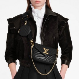 □ 루이비통 뉴 웨이브 멀티 포쉐트 □