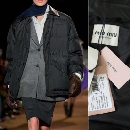 24년 미우미우 로고 레더 카라 다운 패딩