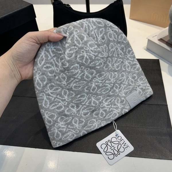 로에베 시그니처 패턴 비니