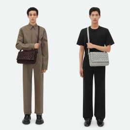 보테가베네타 인트로치아토 레더 럼플 메신저백 2종 0223