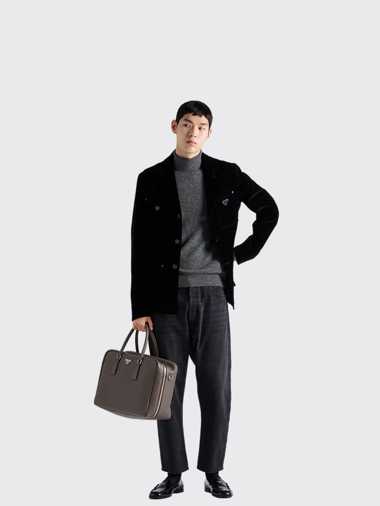 25년 프라다 삼각로고 벨벳 데님 재킷 0330