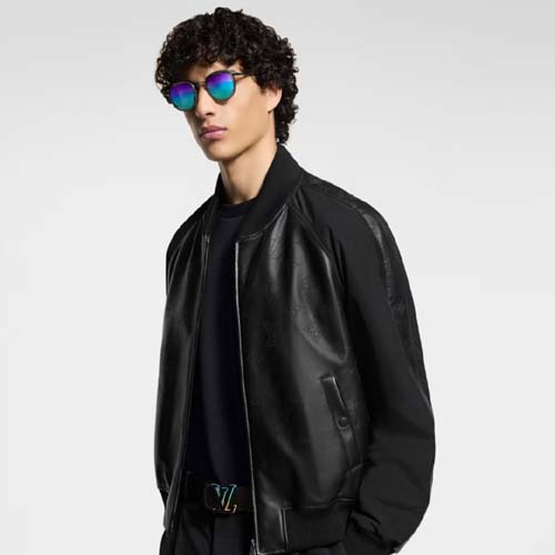 25년 루이비통 모노그램 각인 레더 재킷 0816