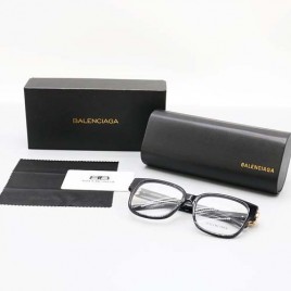 발렌시아가 로고 템플 스퀘어 프레임 안경