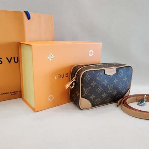 25년 루이비통 트로카데로 웨어러블 월릿 크로스백