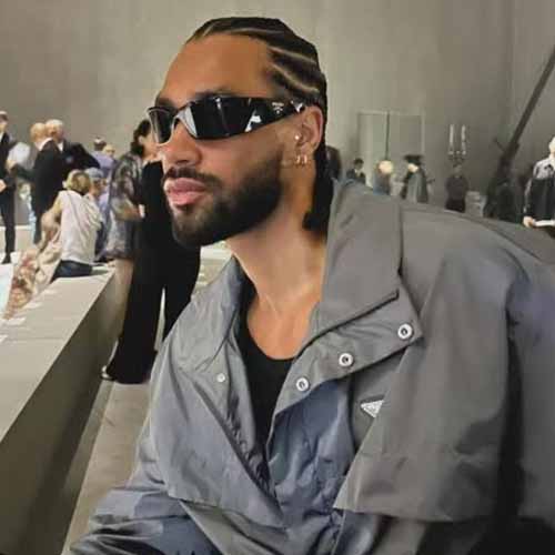 25년 프라다 Iron 그레이 리나일론 윈드브레이커 재킷 1028