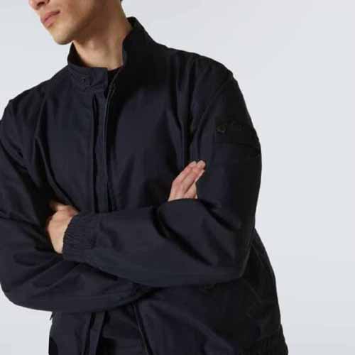 25년 스톤아일랜드 고스트 컴퍼스 코튼 블랙 봄버 1214